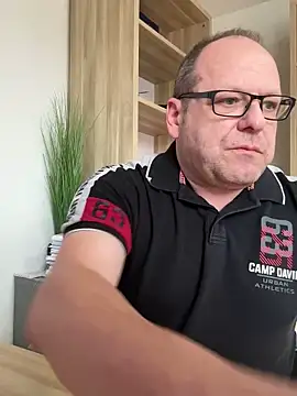 coupleLatinaLovers online show from March 10, 11:23 am