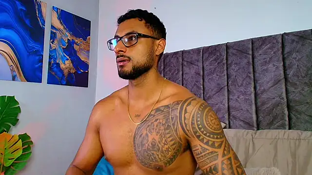 LiamGarcia1 online show from September 18, 1:57 pm