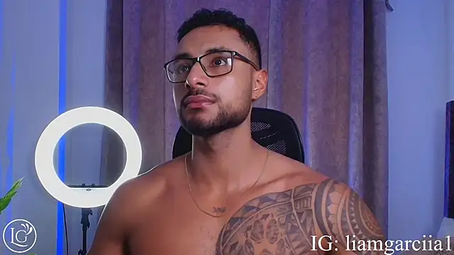 LiamGarcia1 online show from March 20, 1:59 pm