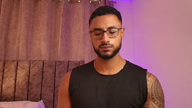 LiamGarcia1 online show from February 7, 1:43 pm