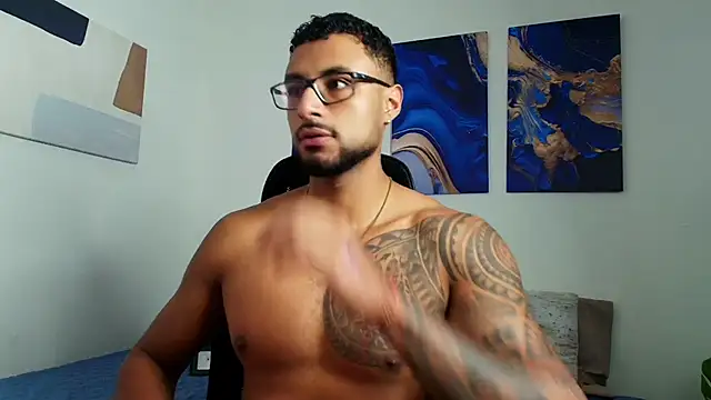 LiamGarcia1 online show from September 10, 2:05 pm