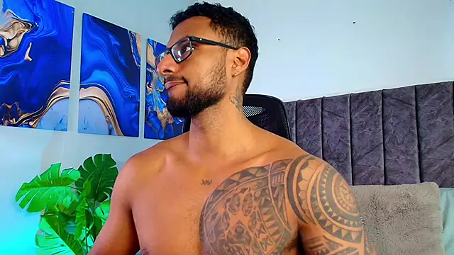 LiamGarcia1 online show from September 23, 3:00 pm