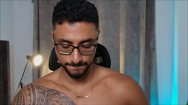 LiamGarcia1 online show from March 13, 2:16 am