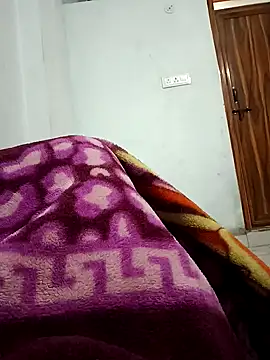 pintuS40 online show from January 6, 4:23 pm