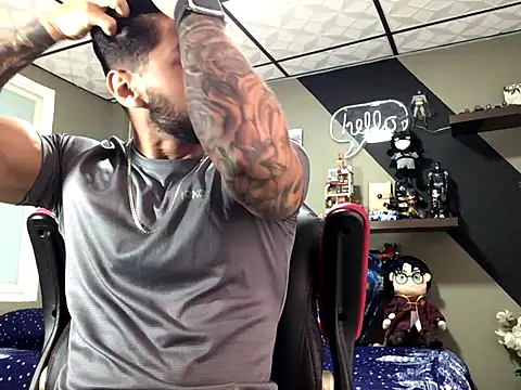 marcel crawford96 online show from December 6, 1:11 pm