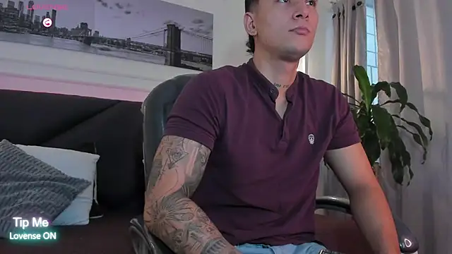 Damian23   online show from April 15, 1:11 pm