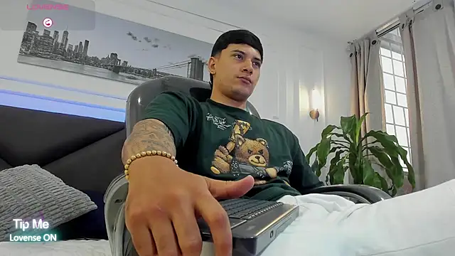 Damian23   online show from February 17, 1:21 pm