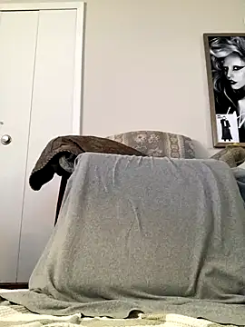 rickydickyskull online show from November 10, 4:56 pm