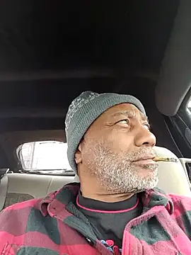 Snapshot of yasohw chatting on March 9, 7:48 pm yasohw online show from March 9, 7:48 pm