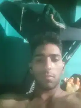 loganwollf online show from December 30, 6:05 pm