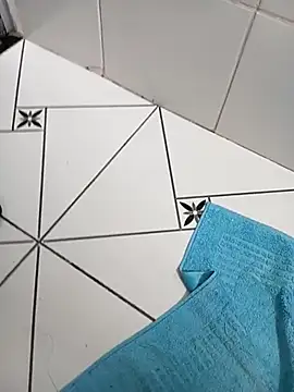 lobomisterioso13 online show from December 25, 1:19 pm