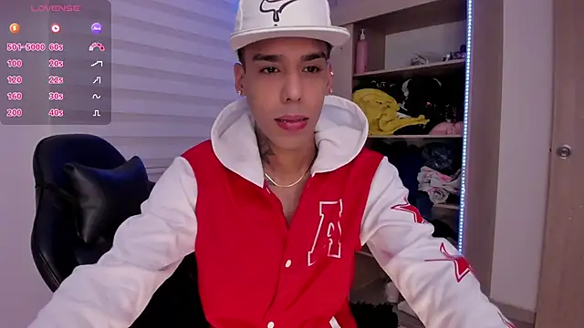 aldrinwhite online show from March 21, 11:12 am