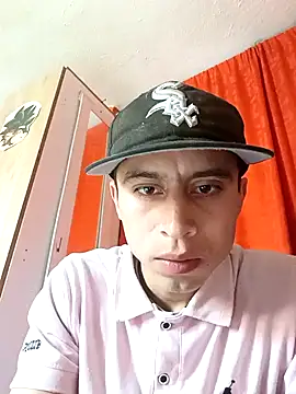 Mich Stev9524 online show from December 22, 9:01 pm