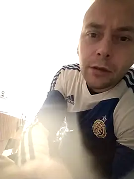 Marecki5231 online show from December 10, 5:00 pm