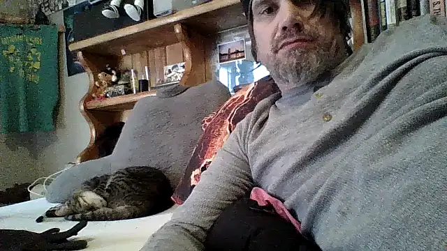 clitstitsandbongrips online show from December 3, 4:06 pm