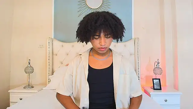 Snapshot of Ambar_Collingg chatting on September 8, 7:57 pm Ambar Collingg online show from September 8, 7:57 pm