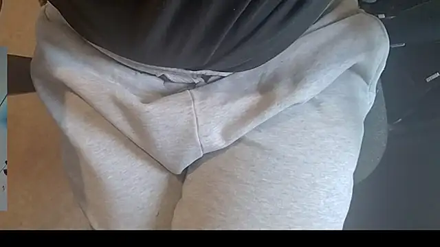 an4y8ot online show from October 1, 1:37 pm