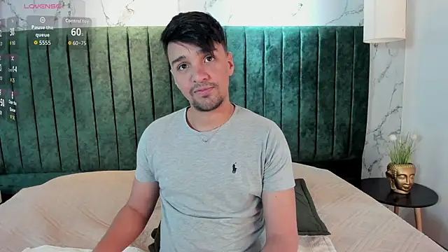 Edward max online show from October 21, 4:48 am