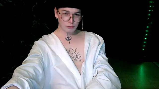 Steve Mi online show from November 20, 12:54 am