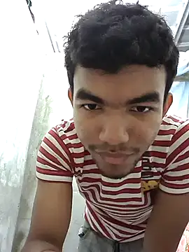 Reynold2608 online show from December 26, 4:14 pm