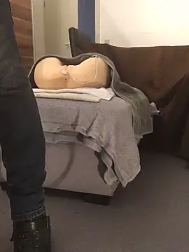 Snapshot of Inseminator69 chatting on January 24, 12:31 pm Inseminator69 online show from January 24, 12:31 pm