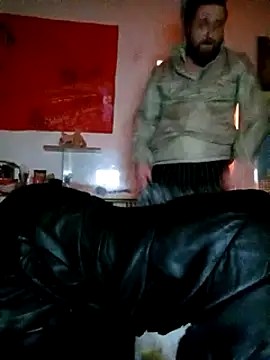 Ozomitro online show from March 4, 6:50 pm