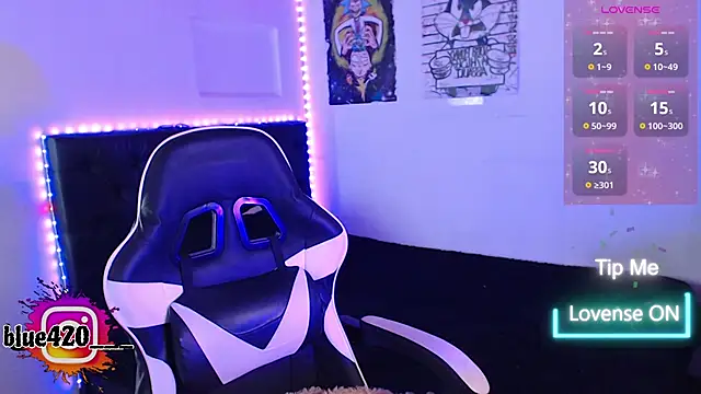 Skyler  blue4 online show from November 24, 12:00 am