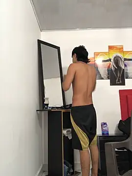 logannth online show from April 18, 4:30 pm