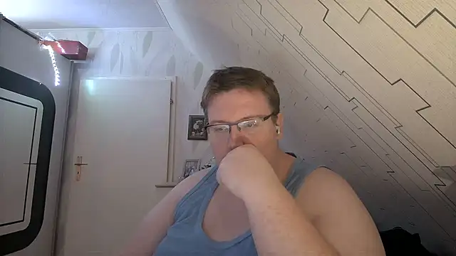 der alex38 online show from February 12, 10:15 pm