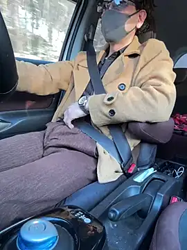 Hideen-real-face online show from March 8, 7:35 am