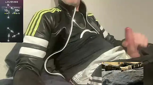 Snapshot of Nikeproll chatting on January 19, 5:07 pm Nikeproll online show from January 19, 5:07 pm