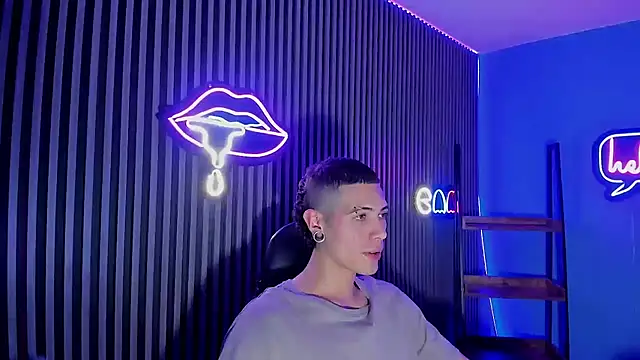 Jefer rick  online show from December 13, 3:38 am