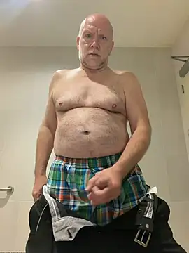 FLSexyGuy online show from August 1, 1:43 pm