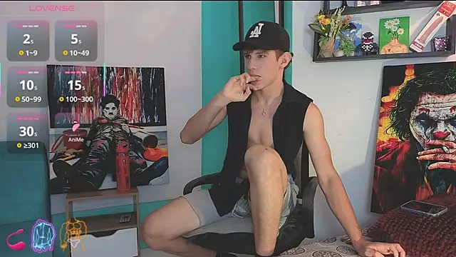 flowers18 online show from April 15, 10:53 pm