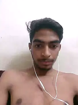 biggboyzz online show from December 13, 11:45 am