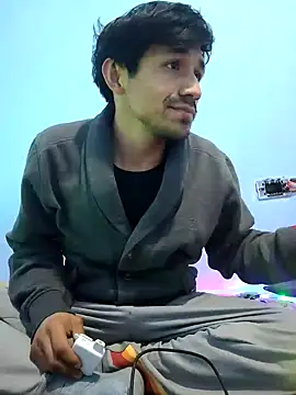 charlesss19 online show from February 24, 7:55 am