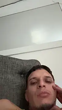 ArturoDelgado1 online show from April 14, 8:41 pm