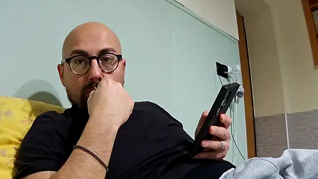 darione 90 online show from January 8, 6:31 pm