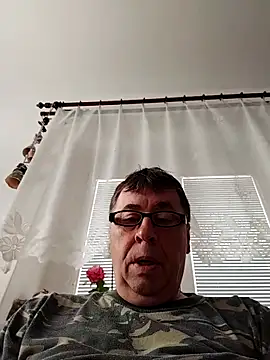 Lisak951 online show from June 12, 8:12 am