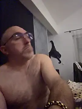 Crosss-23cm online show from March 6, 8:28 pm