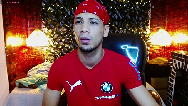 SonicJ25 online show from December 6, 4:03 am