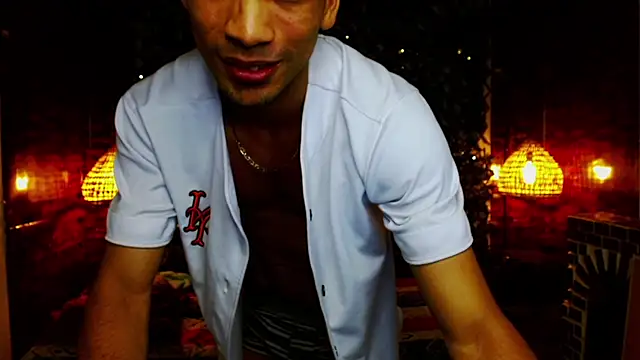 SonicJ25 online show from January 11, 4:06 am