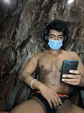 rony6663 online show from November 7, 6:00 pm