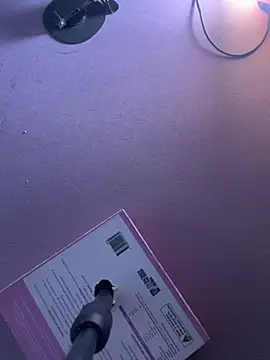 lixiaoshuai8 online show from October 9, 7:02 am