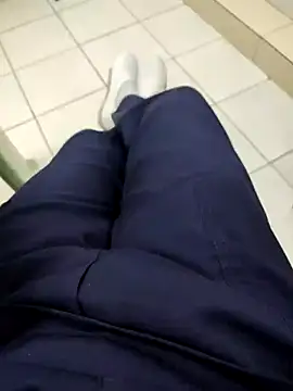 gatmoreno1 online show from October 6, 4:55 pm