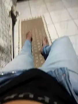 gatmoreno1 online show from October 28, 9:17 pm