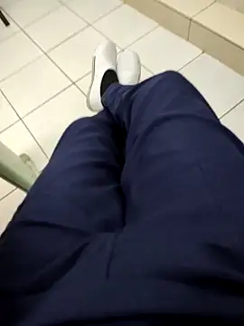 gatmoreno1 online show from October 1, 6:45 pm