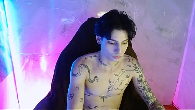 Apolo Hidalgo01 online show from September 11, 7:35 pm