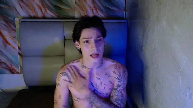 Apolo Hidalgo01 online show from October 5, 3:32 am