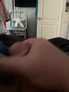 NaughtyJonnyB online show from December 18, 2:28 pm